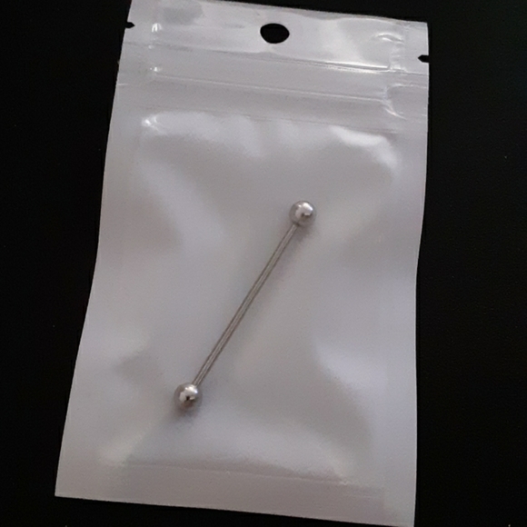 😎 14g Industrial Barbell Earring - Picture 5 of 5